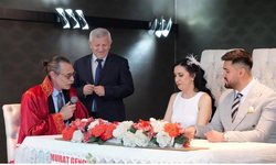 Erdal Beşikçioğlu Belediye Başkanı Olarak İlk Nikahını Kıydı
