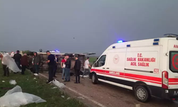 Adana'da Minibüs Devrildi: 5 Yaralı