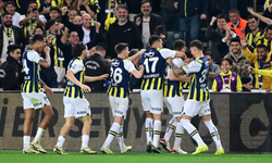 Fenerbahçe'nin Olympiakos Maçında Oosterwolde Sakatlandı