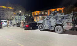 Erzurum'da seçim gerginliği! Taşlarla saldırdılar: 1’i polis, 4 yaralı