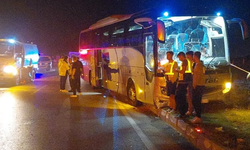 Aydın'da Feci Kaza: Otobüs otomobili metrelerce sürükledi