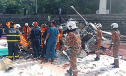 Malezya'da iki askeri helikopter çarpıştı: 10 ölü!