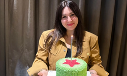 Doğum günü pastası beğenilmeyen Yasemin Sakallıoğlu yanıt verdi!