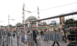 İstanbul'da CHP ve DİSK'in çağrısı üzerine Taksim'e giden yollar kapatıldı!