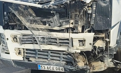 Tarsus'ta trafik kazası yaşandı:1 ölü, 1 yaralı!