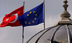 AB, Türkiye'deki Suriyelilere 1 milyar euroluk yardım sözü verdi