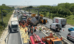 İstanbul Büyükçekmece'de iki kamyon çarpıştı!