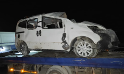 Konya'da otomobilin devrilmesi sonucu 3'ü çocuk 4 kişi öldü