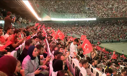 Binlerce kişi Türkiye Hollanda maçını meydanlarda izliyor