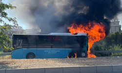 Antalya'da yolcu otobüsünde yangın çıktı!