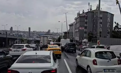 Avcılar'da trafik kazası: D-100 Ankara istikameti trafiğe kapatıldı