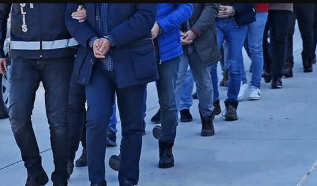 İstanbul'da FETÖ'ye yönelik operasyonda 13 eski askeri öğrenciye gözaltı kararı!