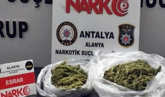Alanya'da uyuşturucu operasyonu: 2 kilo uyuşturucu ele geçirildi