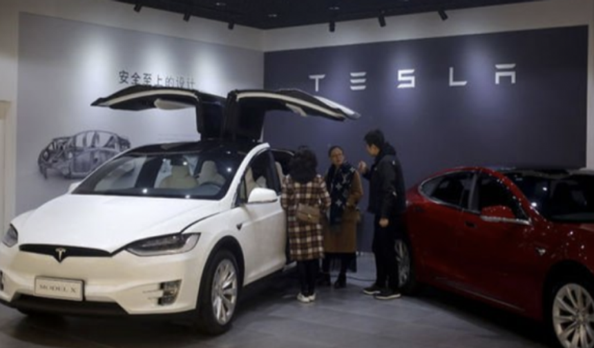 Elektrikli araç rekabetinde Tesla'dan yeni indirim hamlesi