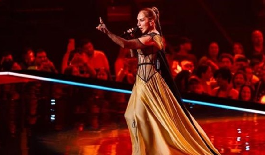 Sertab Erener 21 yıl sonra Eurovision sahnesine geri döndü